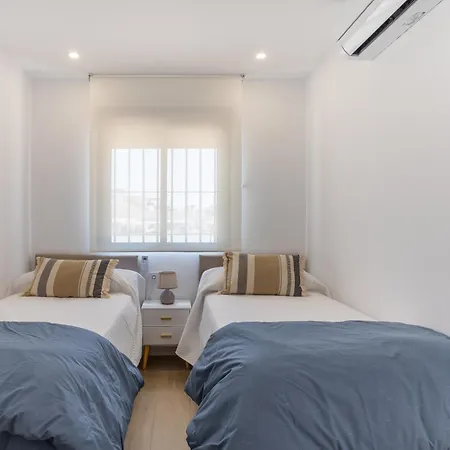 Apartment Sunrise House Olivanova, Near Met